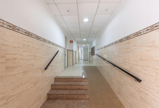 Resale - Apartment - Torrevieja - Centro