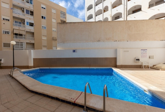 Resale - Apartment - Torrevieja - Centro
