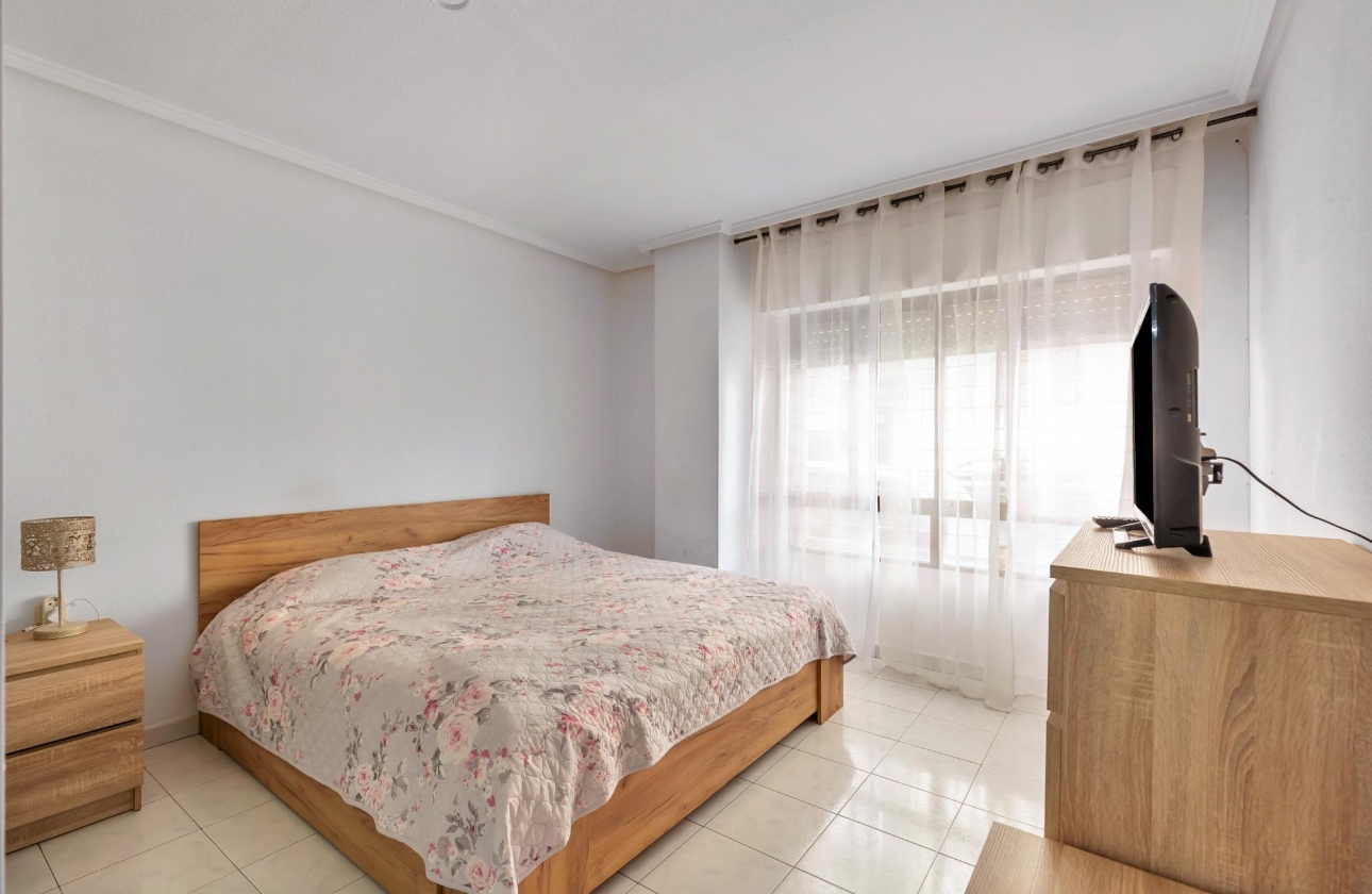 Rynek wtórny - Apartament - Torrevieja - Centro