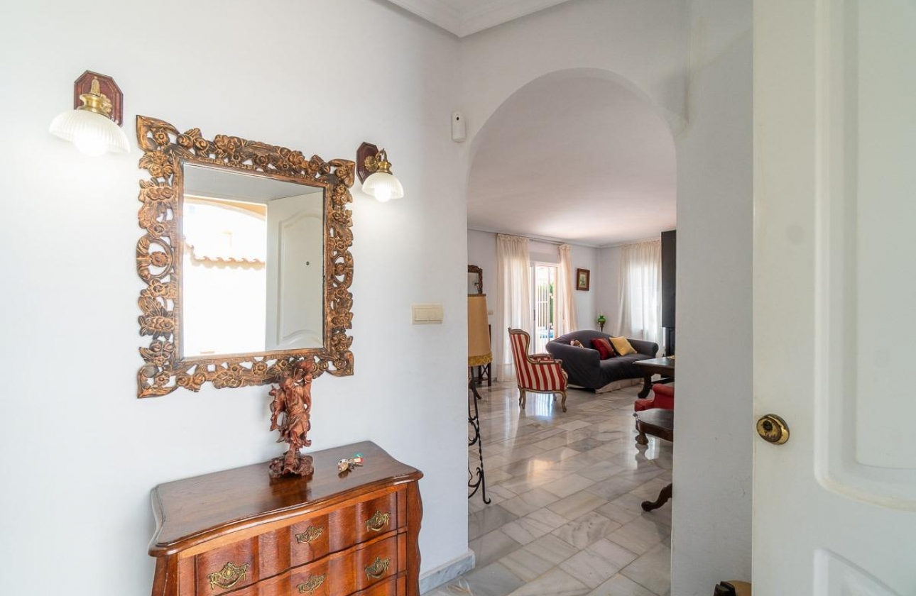 Rynek wtórny - Villa - Torrevieja - La Mata