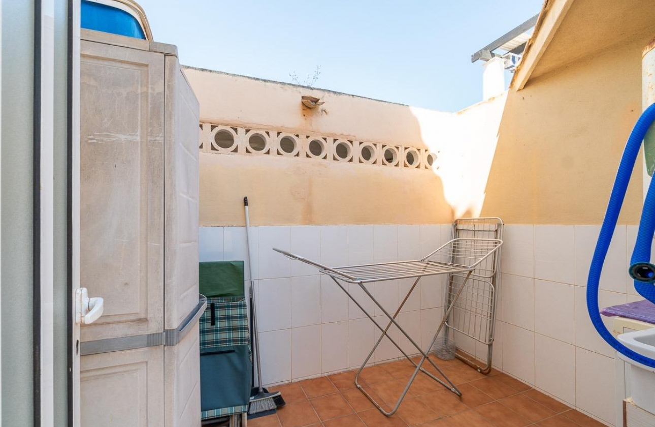 Rynek wtórny - Villa - Torrevieja - La Mata