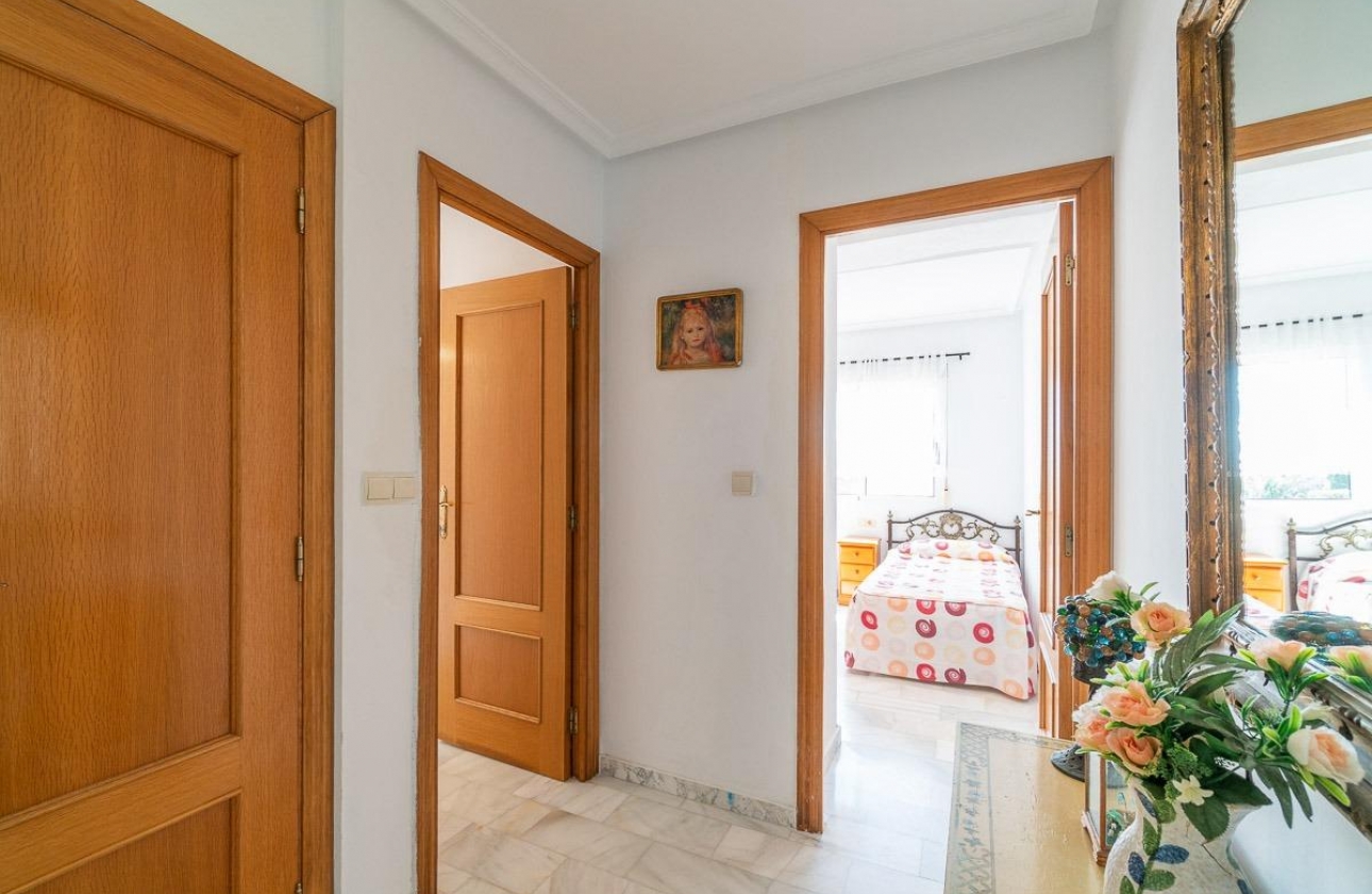 Rynek wtórny - Villa - Torrevieja - La Mata