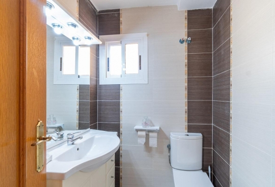Rynek wtórny - Villa - Torrevieja - La Mata