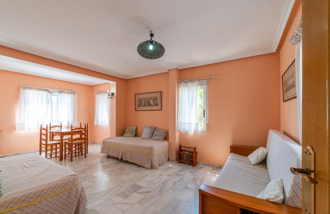 Rynek wtórny - Villa - Torrevieja - La Mata