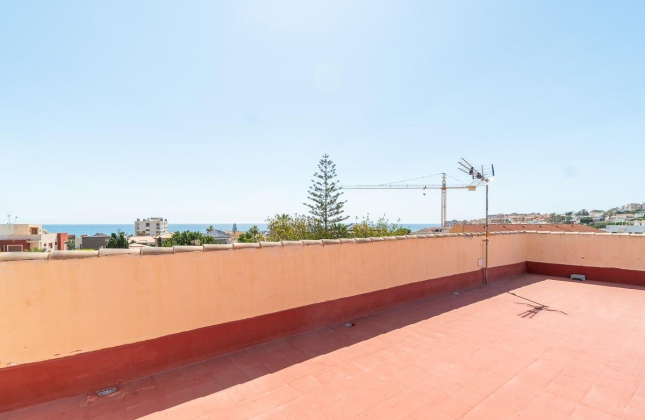 Rynek wtórny - Villa - Torrevieja - La Mata