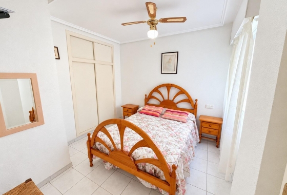 Rynek wtórny - Apartament - Torrevieja - Estacion de autobuses
