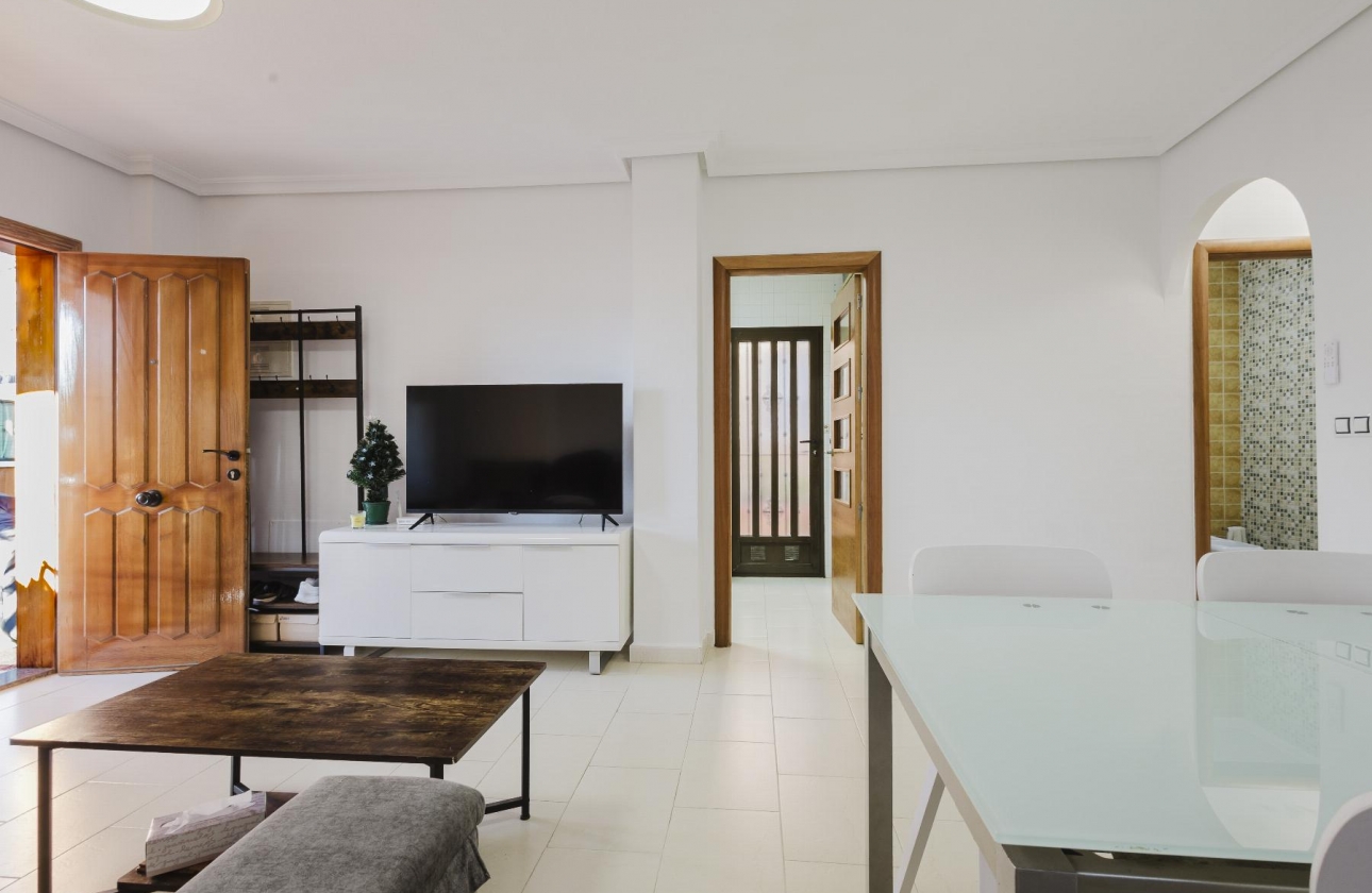 Resale - Terraced house - Torrevieja - Aguas Nuevas