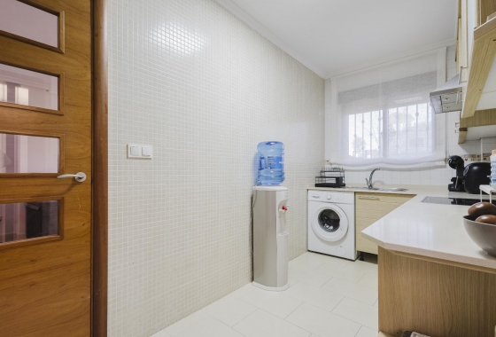 Resale - Terraced house - Torrevieja - Aguas Nuevas