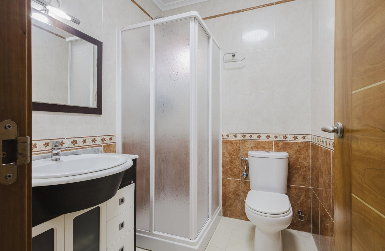 Resale - Terraced house - Torrevieja - Aguas Nuevas