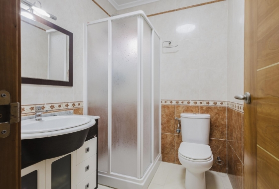 Resale - Terraced house - Torrevieja - Aguas Nuevas