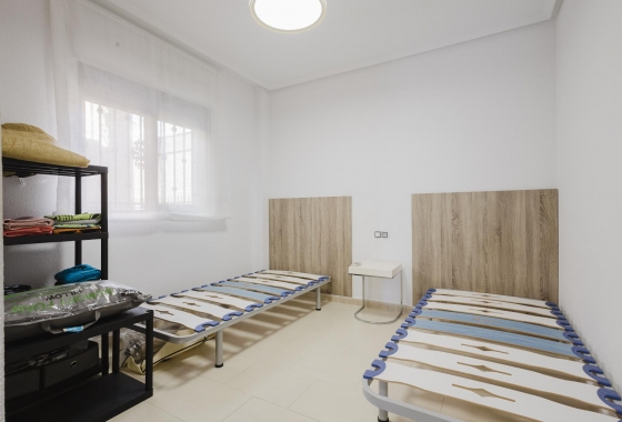 Resale - Terraced house - Torrevieja - Aguas Nuevas