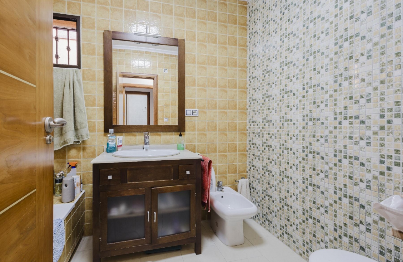 Resale - Terraced house - Torrevieja - Aguas Nuevas