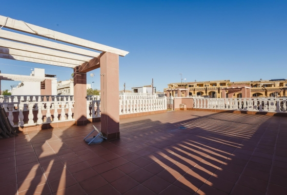 Resale - Terraced house - Torrevieja - Aguas Nuevas