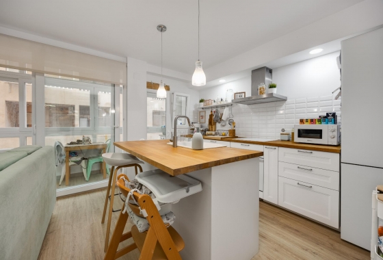 Resale - Apartment - Torrevieja - Playa De Los Naufragos