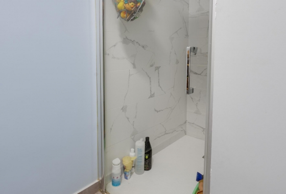 Resale - Apartment - Torrevieja - Playa De Los Naufragos
