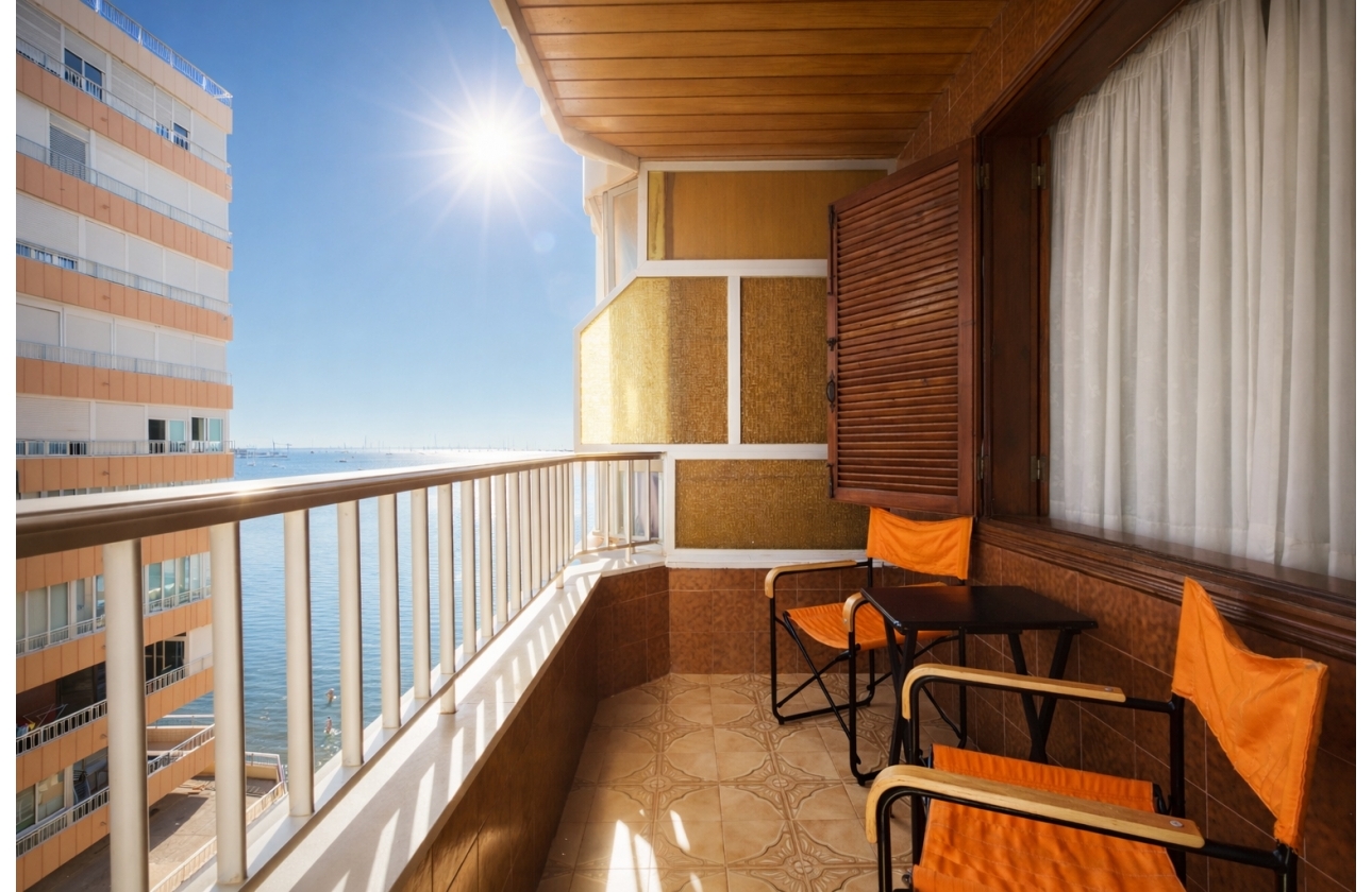 Resale - Apartment - Torrevieja - Acequion