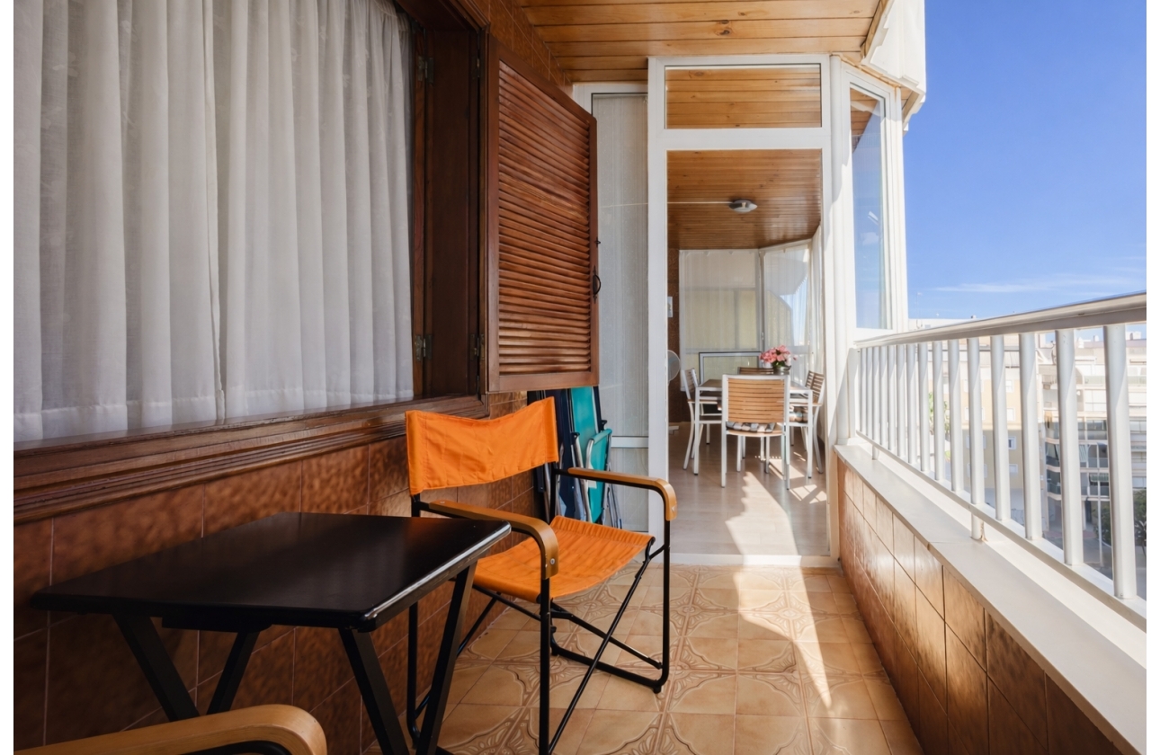 Resale - Apartment - Torrevieja - Acequion