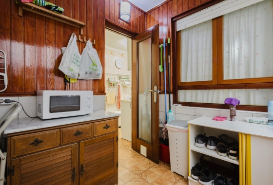Resale - Apartment - Torrevieja - Acequion