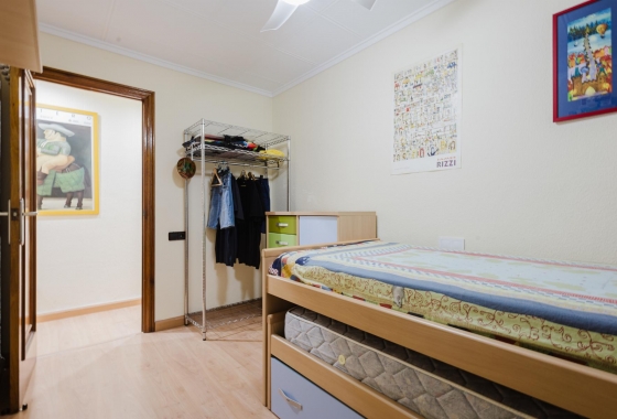 Resale - Apartment - Torrevieja - Acequion