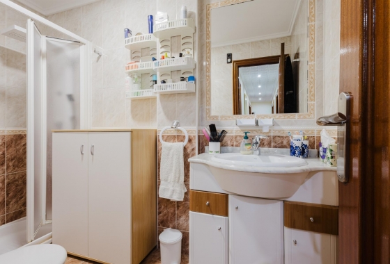 Resale - Apartment - Torrevieja - Acequion