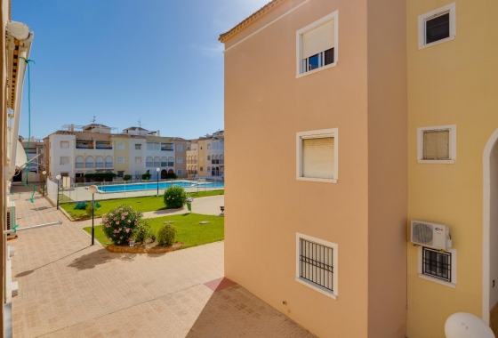 Resale - Bungalow - Torrevieja - Playa De Los Naufragos