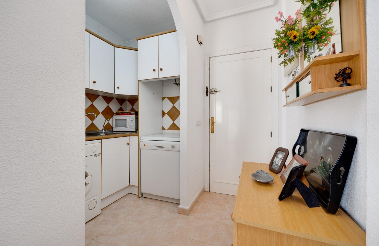Resale - Bungalow - Torrevieja - Playa De Los Naufragos
