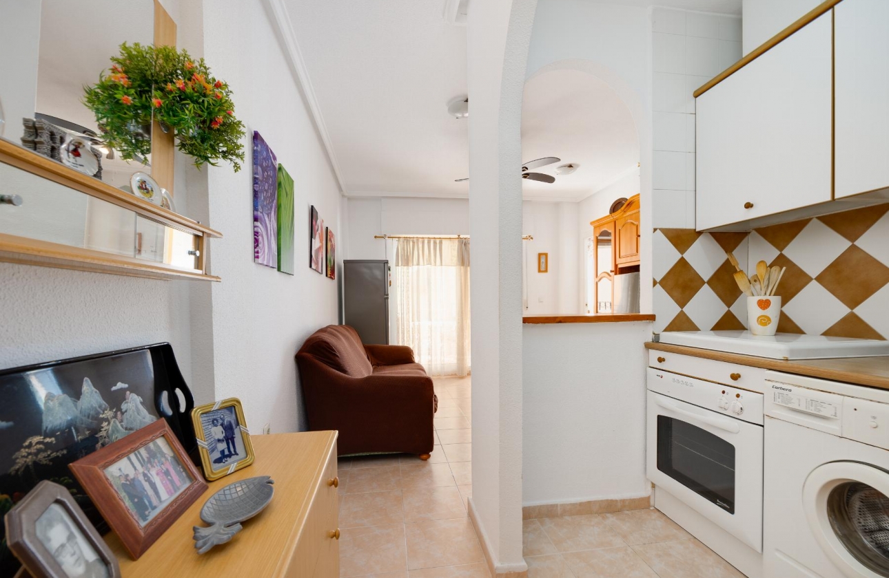 Resale - Bungalow - Torrevieja - Playa De Los Naufragos