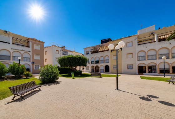 Resale - Bungalow - Torrevieja - Playa De Los Naufragos