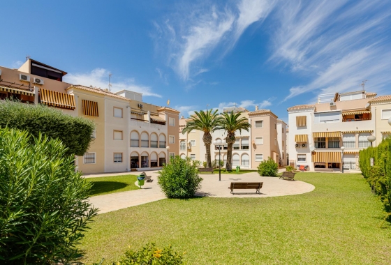 Resale - Bungalow - Torrevieja - Playa De Los Naufragos