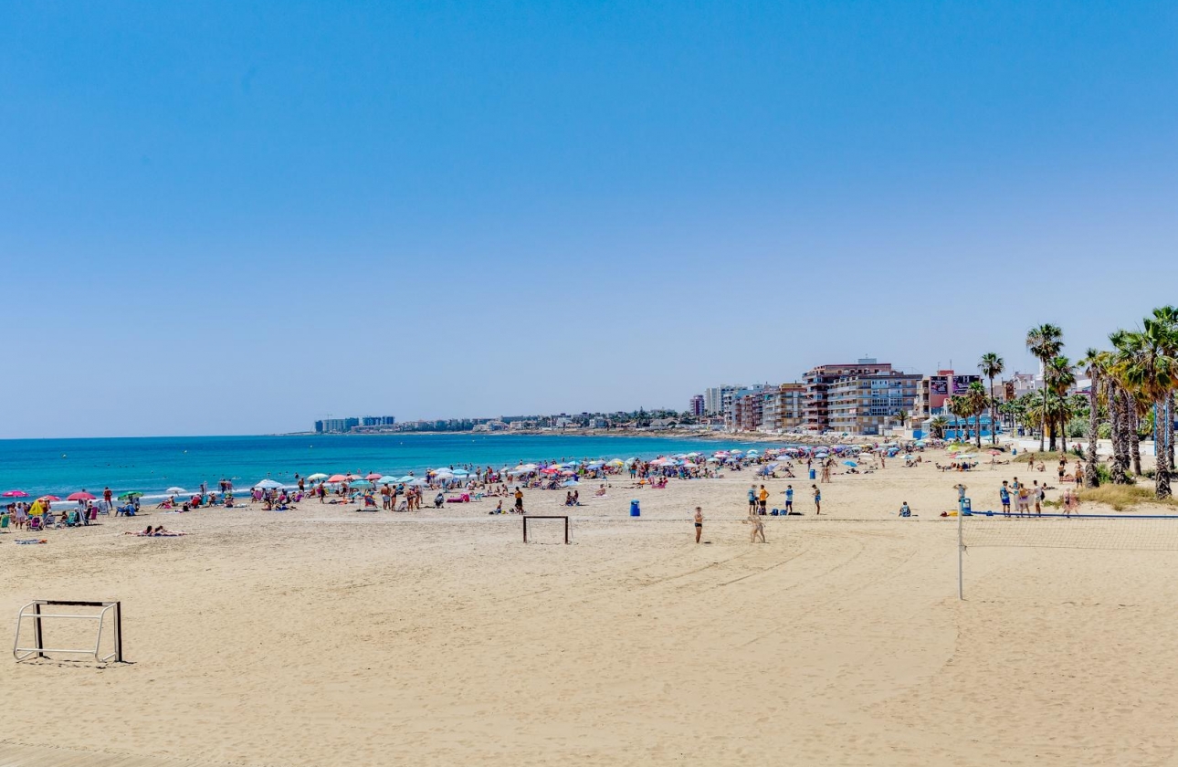 Resale - Bungalow - Torrevieja - Playa De Los Naufragos