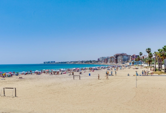 Resale - Bungalow - Torrevieja - Playa De Los Naufragos