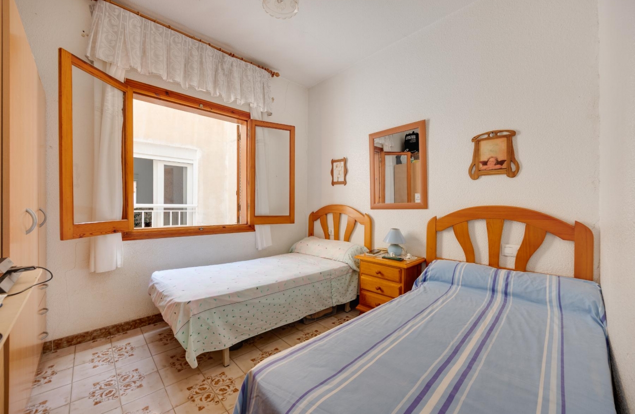 Resale - Bungalow - Torrevieja - Acequion