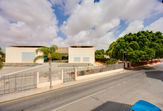 Resale - Bungalow - Torrevieja - Acequion