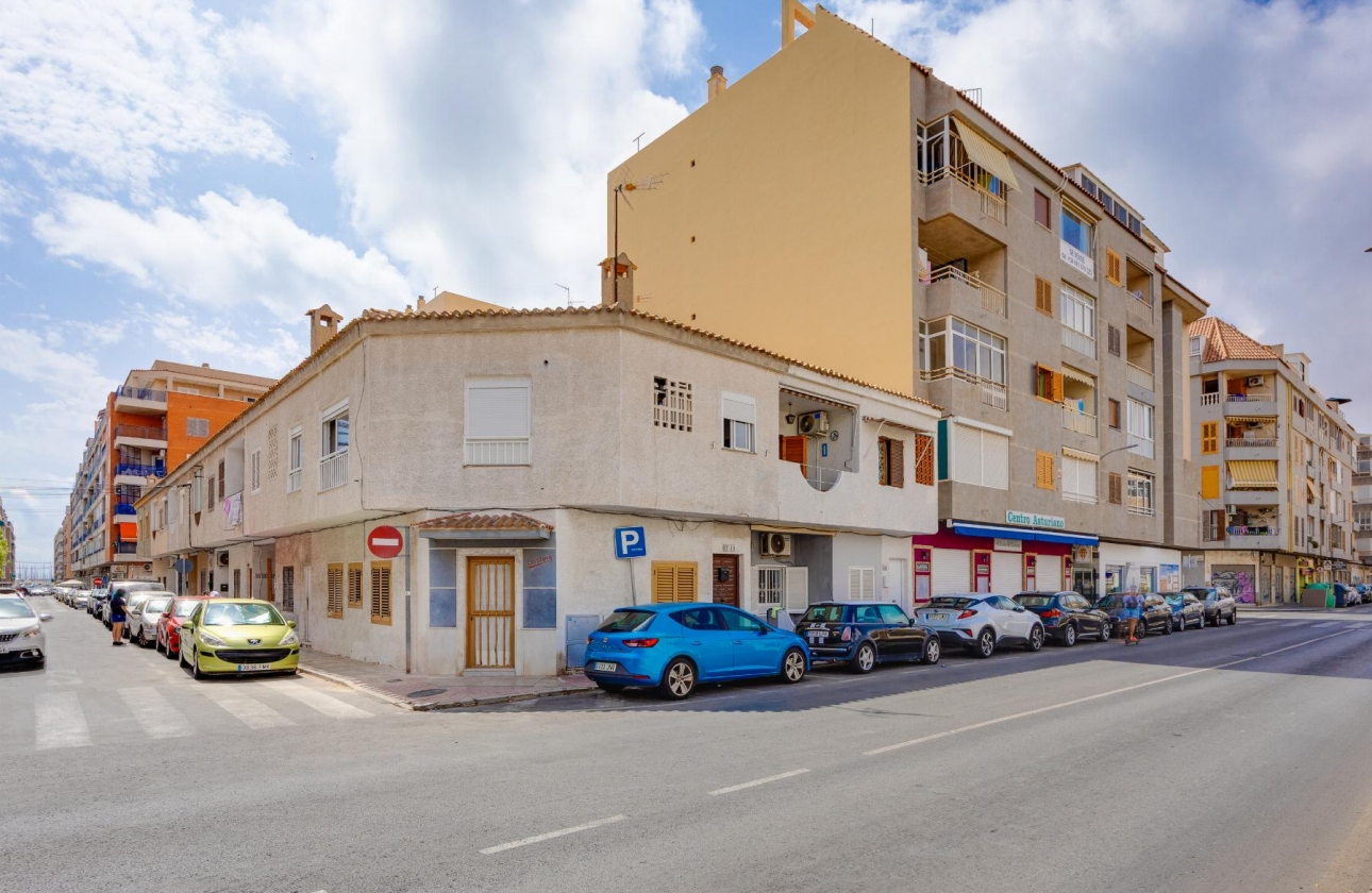 Resale - Bungalow - Torrevieja - Acequion