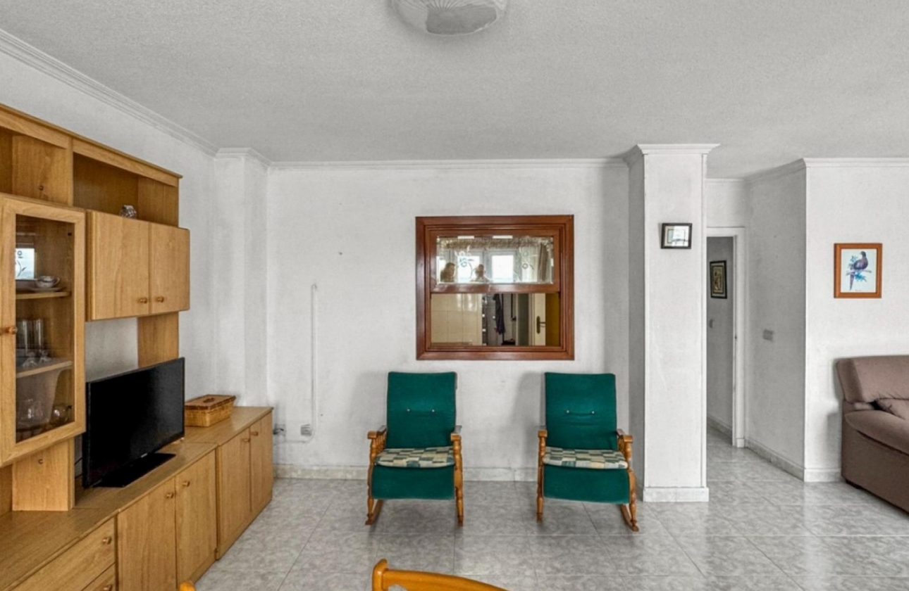 Resale - Apartment - Torrevieja - Playa de los Locos