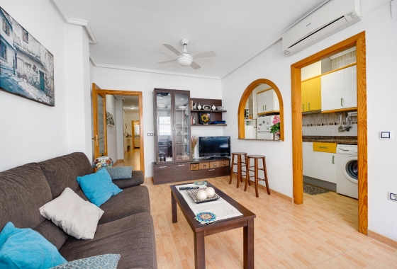 Resale - Apartment - Torrevieja - Acequion