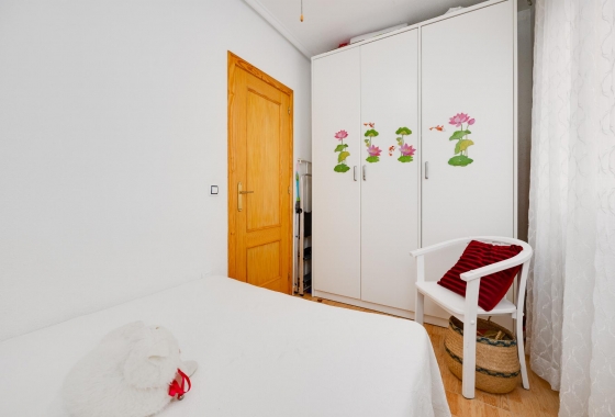Resale - Apartment - Torrevieja - Acequion