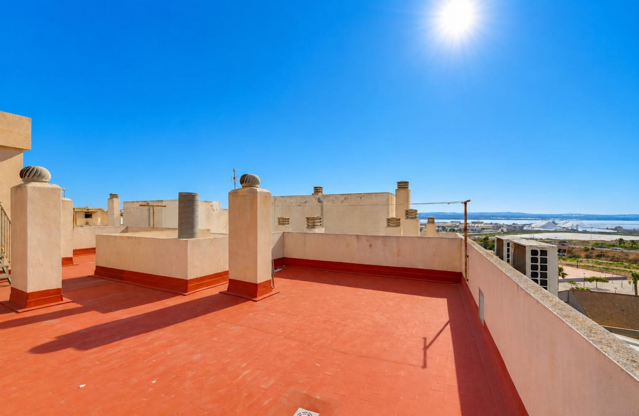Resale - Apartment - Torrevieja - Acequion