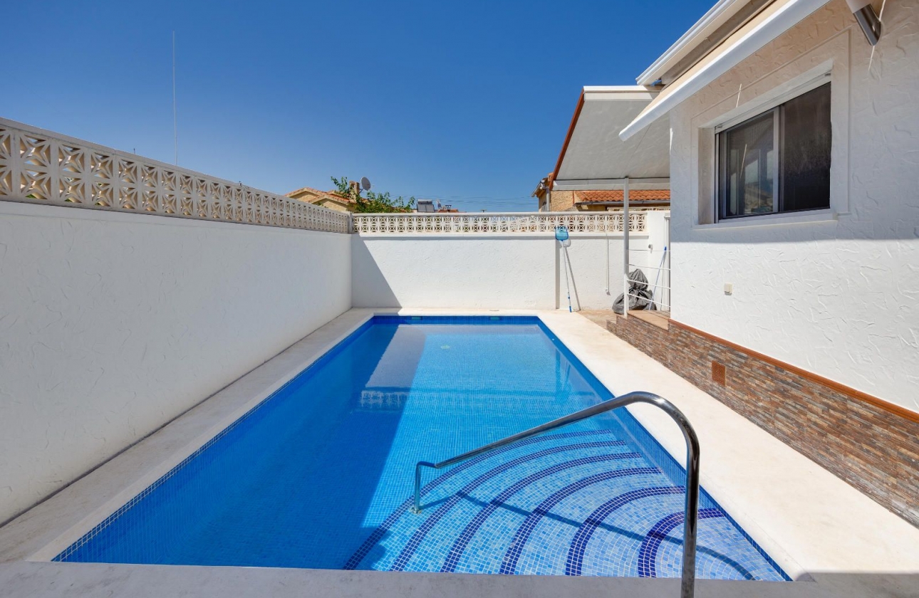 Resale - Villa - San Fulgencio - La Marina