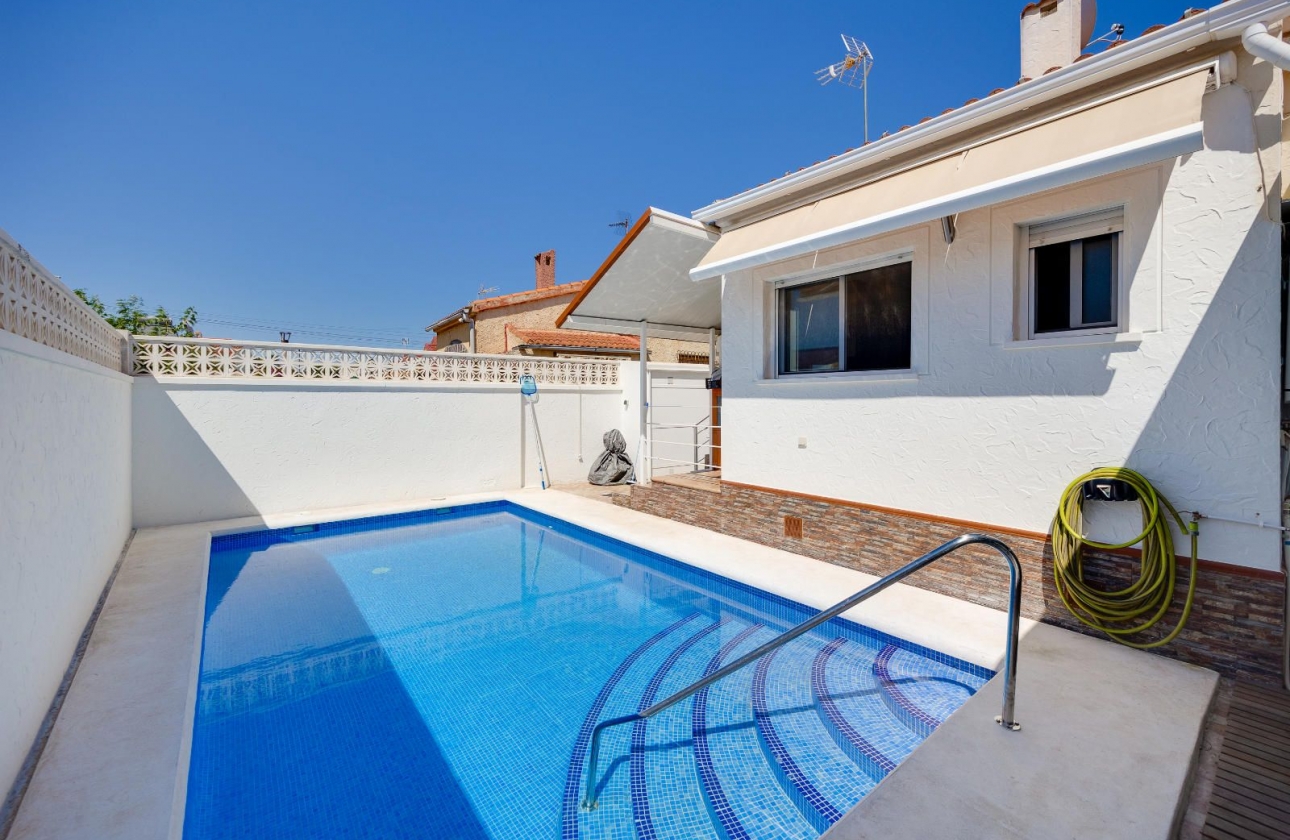 Resale - Villa - San Fulgencio - La Marina