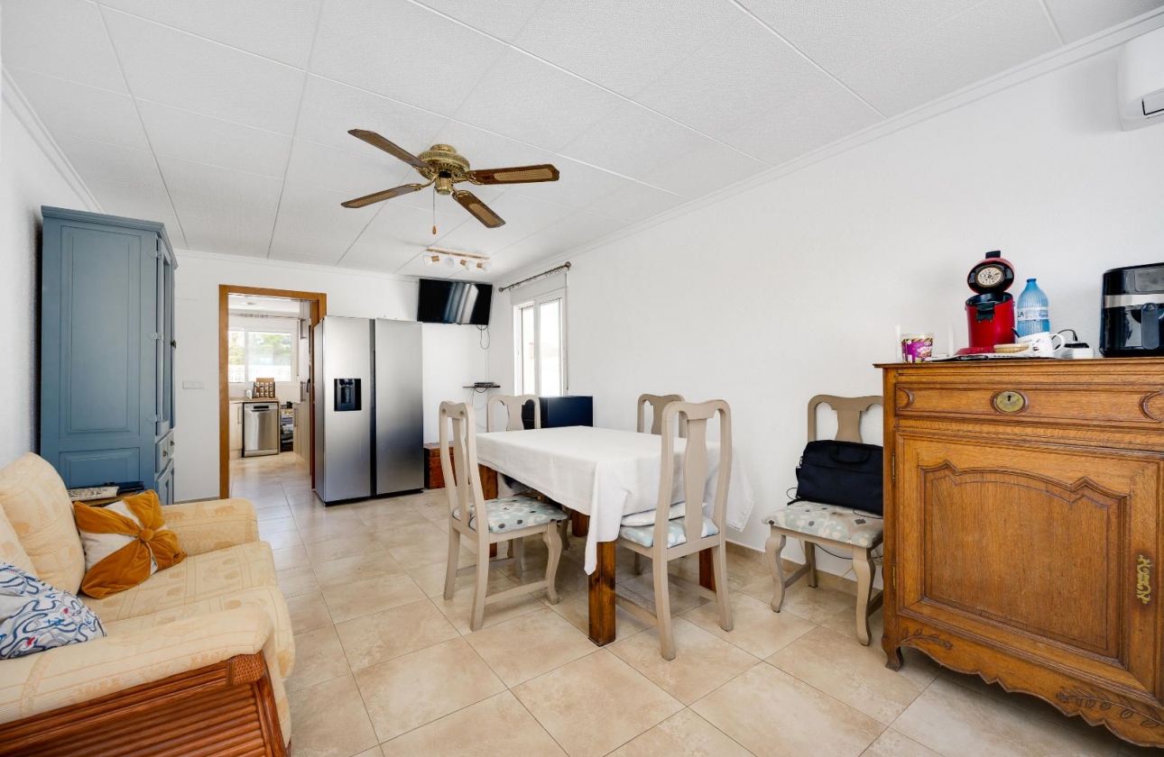 Resale - Villa - San Fulgencio - La Marina
