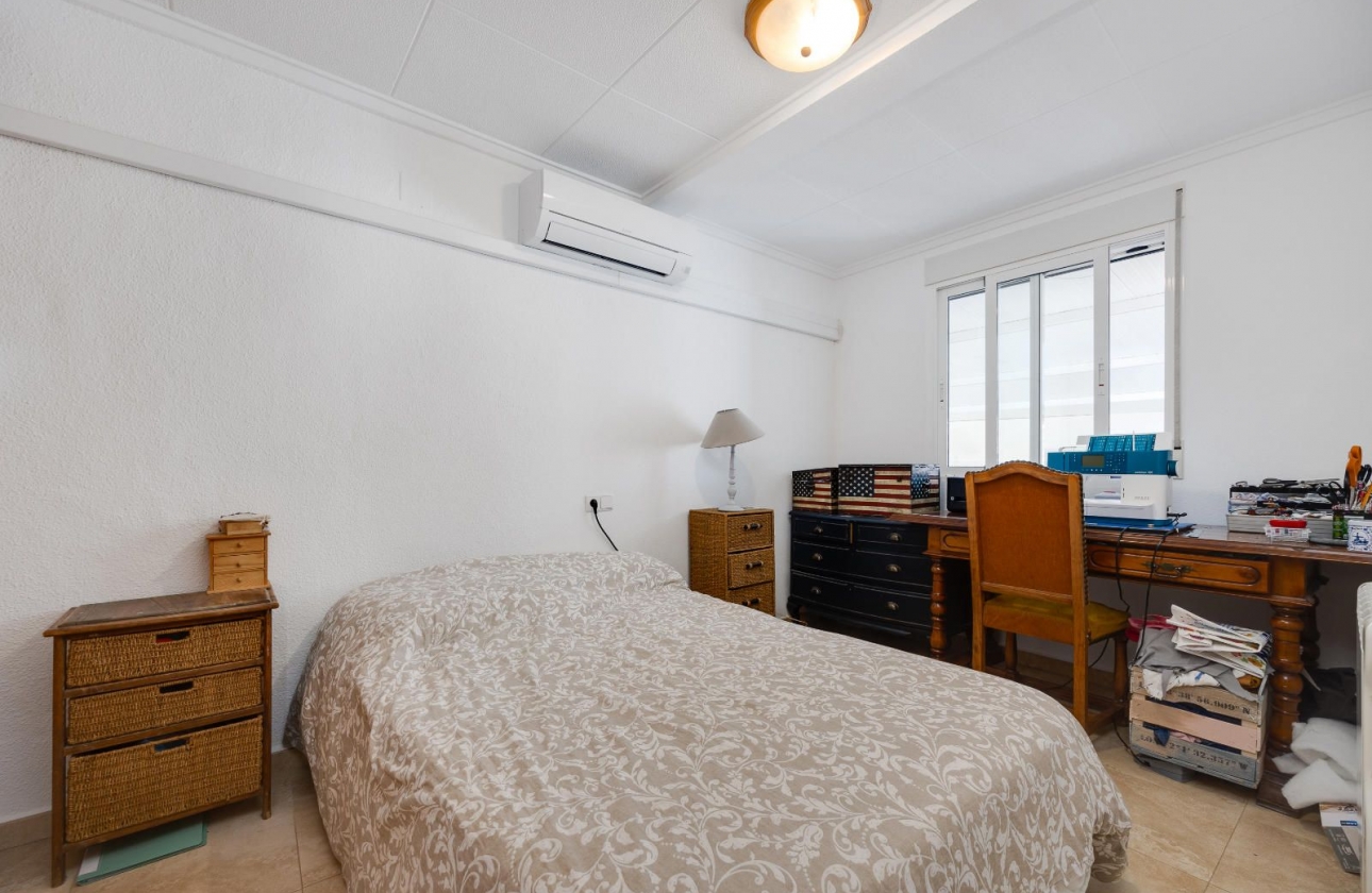 Resale - Villa - San Fulgencio - La Marina