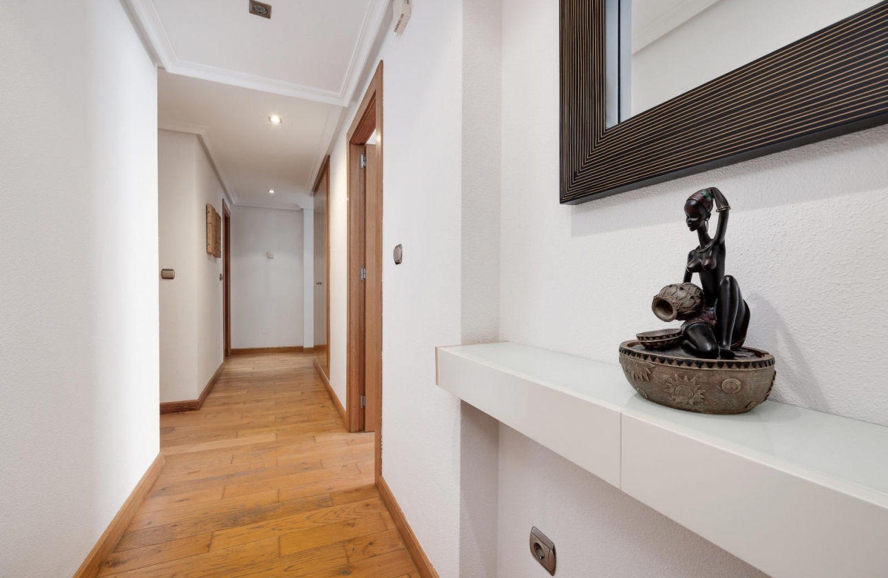 Resale - Penthouse - Torrevieja - Acequion