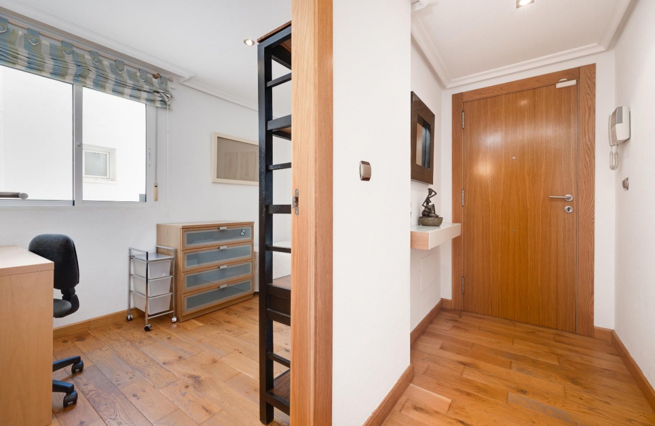 Resale - Penthouse - Torrevieja - Acequion