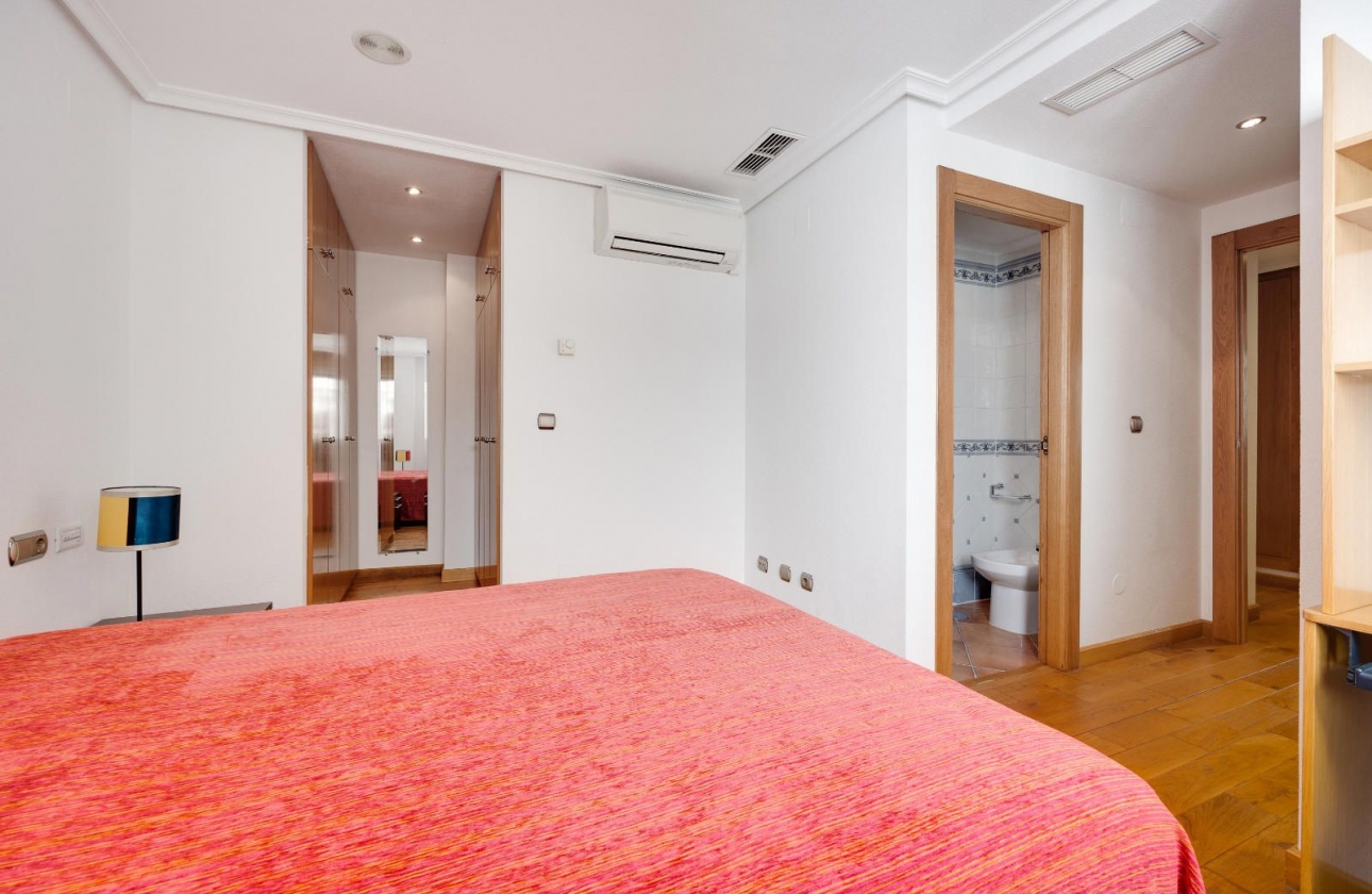 Resale - Penthouse - Torrevieja - Acequion