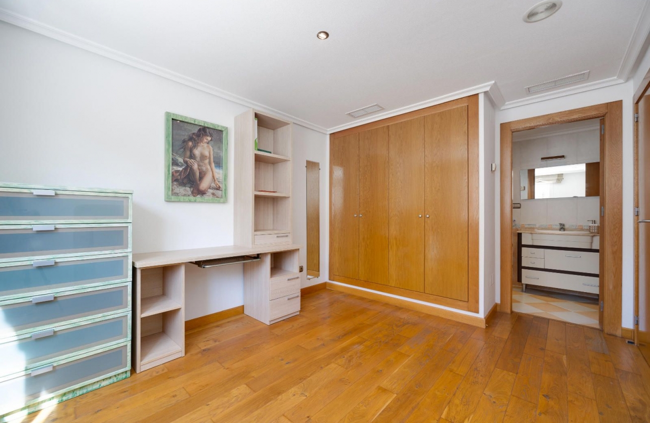 Resale - Penthouse - Torrevieja - Acequion