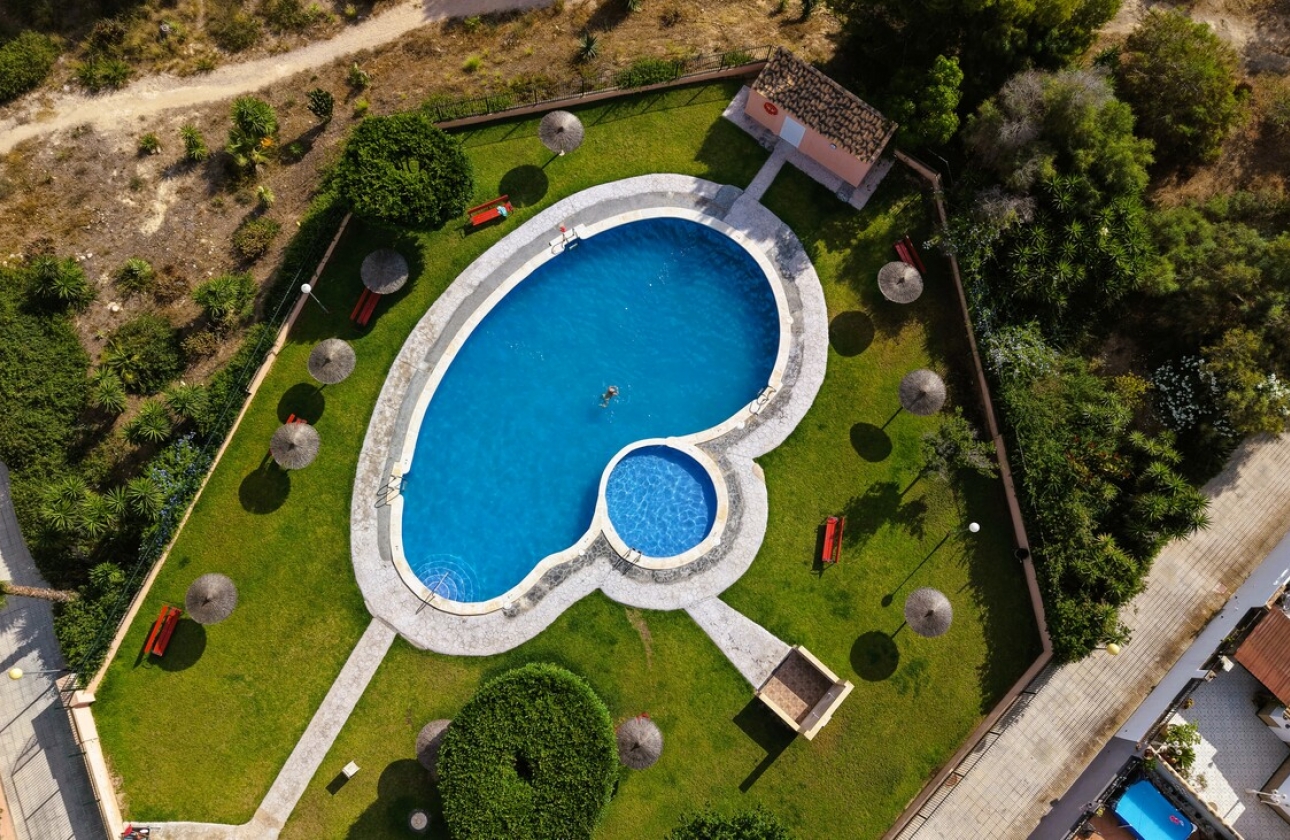 Resale - Semi-detached - Orihuela Costa - Costa Blanca