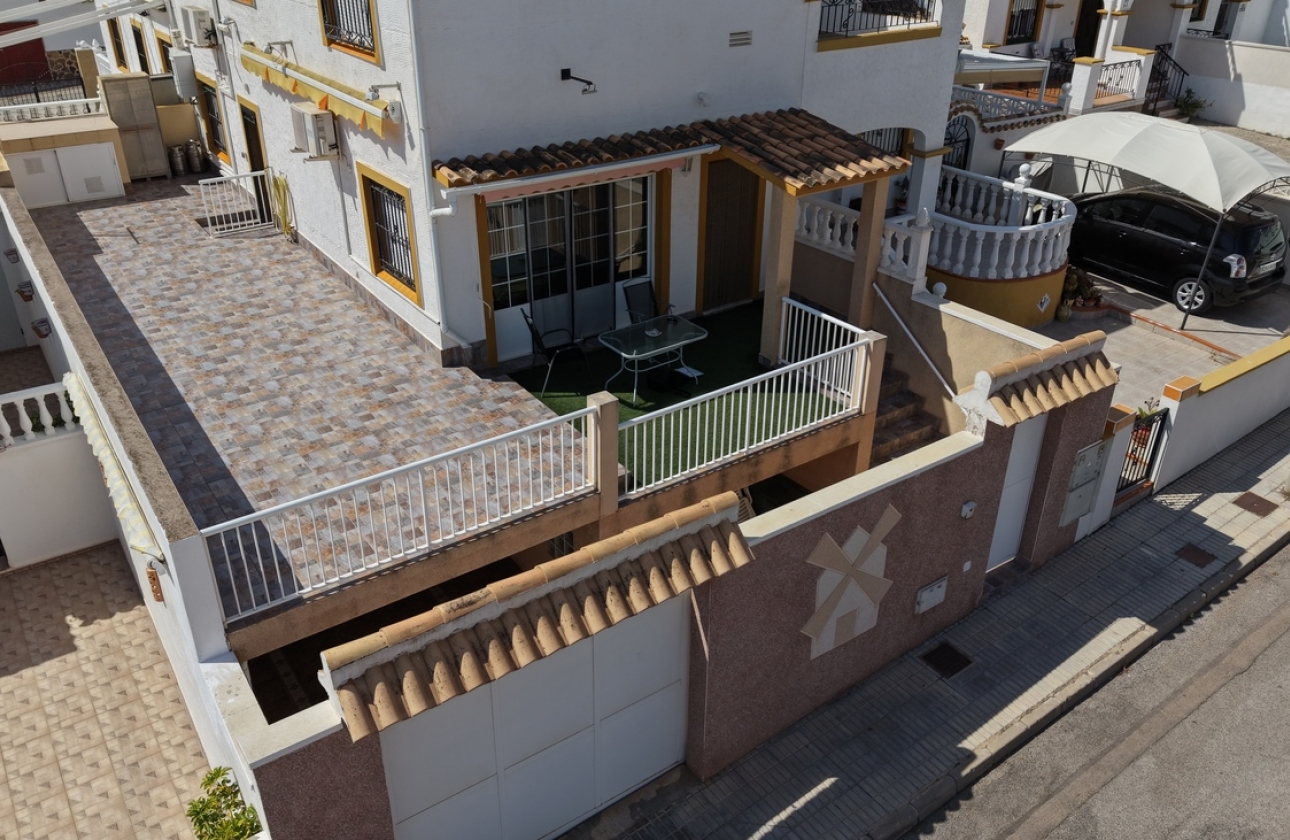 Resale - Semi-detached - Orihuela Costa - Playa Flamenca