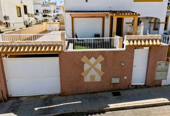 Resale - Semi-detached - Orihuela Costa - Playa Flamenca