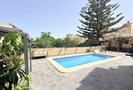 Reventa - Villa - Orihuela Costa - Villamartín